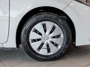 Toyota Corolla Quest 1.8 Plus manual - Image 14