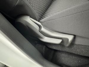 Toyota Vitz 1.0 - Image 16