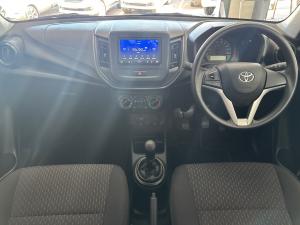 Toyota Vitz 1.0 - Image 6