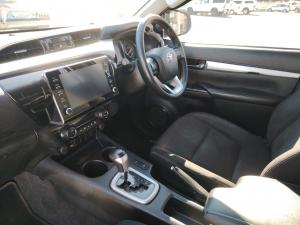 Toyota Hilux 2.8GD-6 double cab Raider auto - Image 7