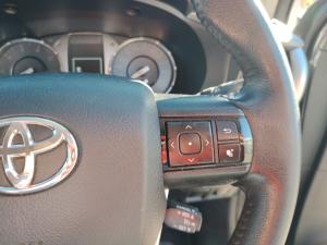 Toyota Hilux 2.8GD-6 double cab Raider auto - Image 10