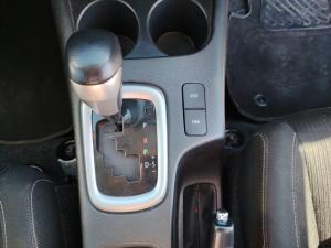 Toyota Hilux 2.8GD-6 double cab Raider auto - Image 12