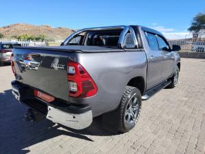Toyota Hilux 2.8GD-6 double cab Raider auto - Image 2