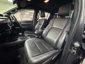 Toyota Hilux 2.8GD-6 double cab Legend auto - Image 7