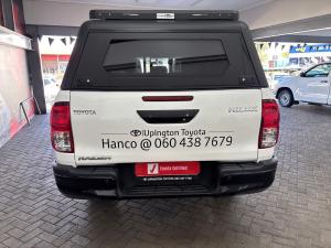 Toyota Hilux 2.4GD-6 double cab Raider manual - Image 5