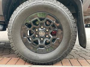 Toyota Hilux 2.8GD-6 double cab 4x4 GR-Sport - Image 11