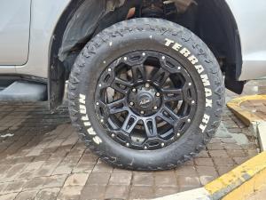 Toyota Hilux 2.8GD-6 Xtra cab 4x4 Raider - Image 10