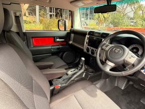 Toyota FJ Cruiser FJ Cruiser - Image 7