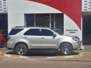 Toyota Fortuner 3.0D-4D 4x4 auto - Image 3