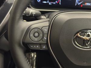 Toyota Corolla Cross 1.8 HEV XS - Image 9