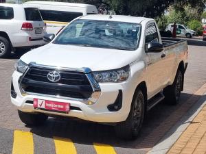 Toyota Hilux 2.4GD-6 single cab Raider manual - Image 8