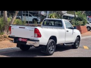 Toyota Hilux 2.4GD-6 single cab Raider manual - Image 2