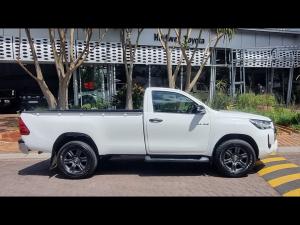 Toyota Hilux 2.4GD-6 single cab Raider manual - Image 3