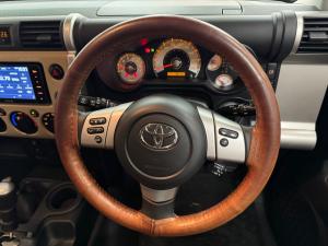 Toyota FJ Cruiser FJ Cruiser - Image 8
