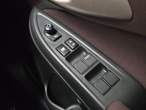 Toyota Starlet Cross 1.5 XS manual - Image 15