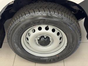 Toyota Hilux 2.4GD-6 double cab SR - Image 17