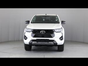 Toyota Hilux 2.8GD-6 double cab Raider auto - Image 6