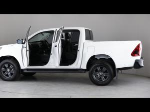 Toyota Hilux 2.8GD-6 double cab Raider auto - Image 11