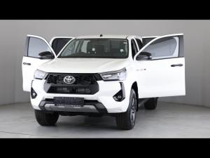 Toyota Hilux 2.8GD-6 double cab Raider auto - Image 13