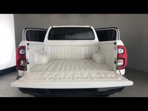 Toyota Hilux 2.8GD-6 double cab Raider auto - Image 18
