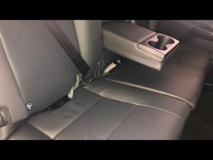 Toyota Hilux 2.8GD-6 double cab Raider auto - Image 20