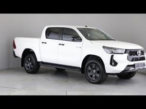 Toyota Hilux 2.8GD-6 double cab Raider auto - Image 1