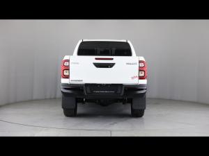 Toyota Hilux 2.8GD-6 double cab Raider auto - Image 2