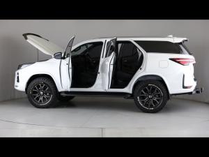 Toyota Fortuner 2.8GD-6 4x4 GR-Sport - Image 26