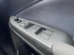 Toyota Starlet 1.5 XS auto - Image 22