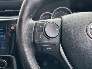 Toyota Corolla 1.4D-4D Prestige - Image 9