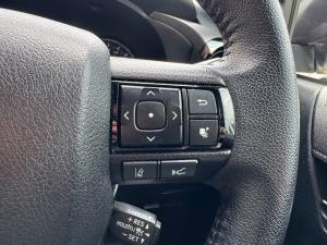 Toyota Hilux 2.8GD-6 double cab 4x4 Legend auto - Image 10