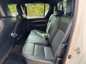 Toyota Hilux 2.8GD-6 double cab 4x4 Legend auto - Image 16