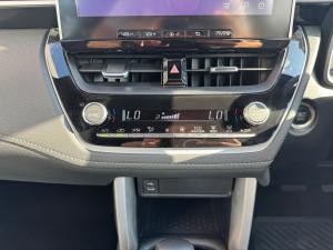 Toyota Corolla Cross 1.8 XS - Image 14