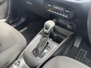 Toyota Starlet 1.5 XS auto - Image 11