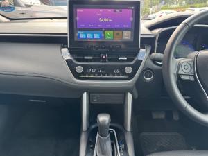 Toyota Corolla Cross 1.8 HEV XS - Image 13