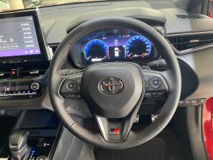 Toyota Corolla Cross 1.8 GR-S - Image 8