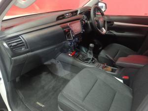 Toyota Hilux 2.4 GD-6 Raider 4X4D/C - Image 7