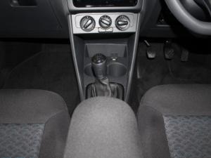 Volkswagen Polo Vivo 1.4 Life - Image 14