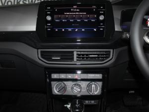 Volkswagen T-CROSS 1.0 TSI Life DSG - Image 11
