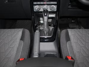 Volkswagen T-CROSS 1.0 TSI Life DSG - Image 14