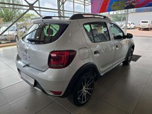 Renault Sandero 900T Stepway Expression - Image 16