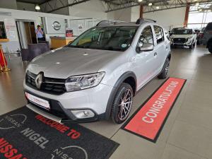 Renault Sandero 900T Stepway Expression - Image 1