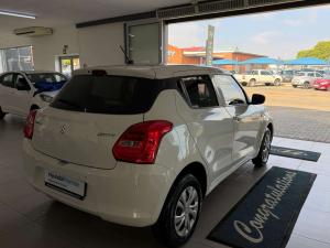 Suzuki Swift 1.2 GA - Image 9