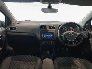 Volkswagen Polo Vivo hatch 1.6 Style - Image 11