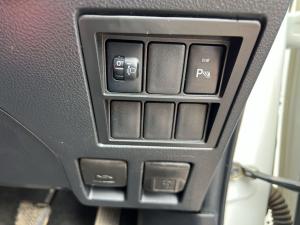 Toyota Hilux 2.4GD-6 double cab Raider manual - Image 20