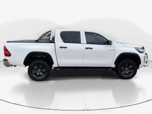 Toyota Hilux 2.4GD-6 double cab Raider manual - Image 8