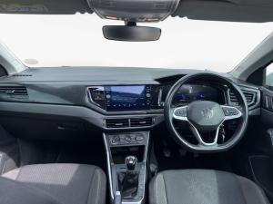 Volkswagen Polo hatch 1.0TSI Life manual - Image 11