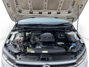 Volkswagen Polo hatch 1.0TSI Life manual - Image 9