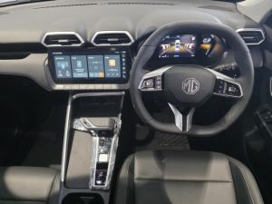 MG ZS Pro 1.5T Luxury - Image 11