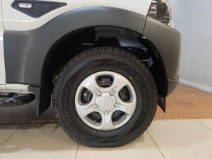 Mahindra Pik Up 2.2CRDe single cab S4 (aircon) - Image 9